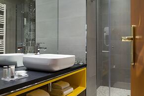 Timhotel Opera Blanche Fontaine