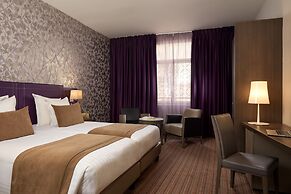 Timhotel Opera Blanche Fontaine