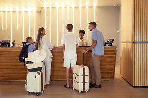 Sonesta Maho Beach All Inclusive Resort Casino & Spa