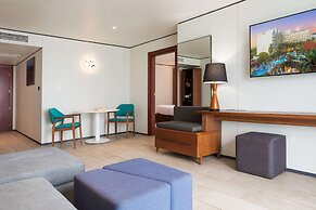 Sonesta Maho Beach All Inclusive Resort Casino & Spa