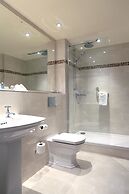 Macdonald Craxton Wood Hotel & Spa, Chester