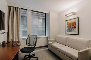 Club Quarters Hotel, Central Loop, Chicago