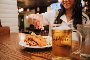 Club Quarters Hotel, Central Loop, Chicago