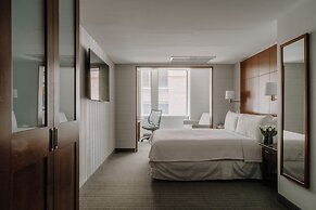 Club Quarters Hotel, Central Loop, Chicago