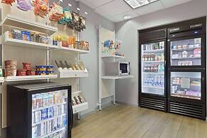 Spark by Hilton Greensboro