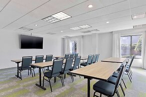 Spark by Hilton Greensboro