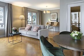 Warwick Reine Astrid - Lyon