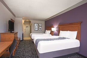La Quinta Inn & Suites by Wyndham Jackson Airport