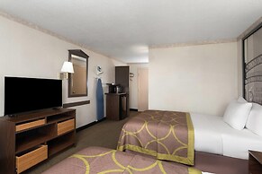 Super 8 by Wyndham Columbus