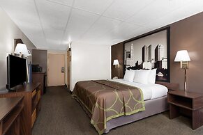 Super 8 by Wyndham Columbus