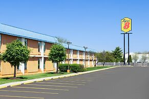 Super 8 by Wyndham Columbus