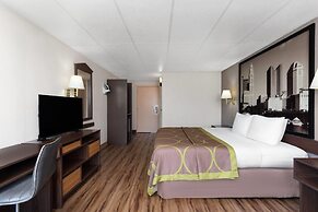 Super 8 by Wyndham Columbus