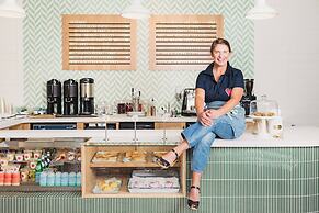 The Lindy Renaissance Charleston Hotel