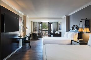 The Lindy Renaissance Charleston Hotel