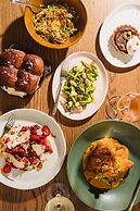 The Lindy Renaissance Charleston Hotel