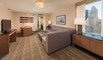 Embassy Suites by Hilton Chicago Downtown Magnificent Mile