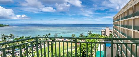 Holiday Resort & Spa Guam
