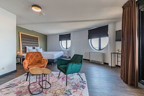Leonardo Hotel IJmuiden Seaport Beach