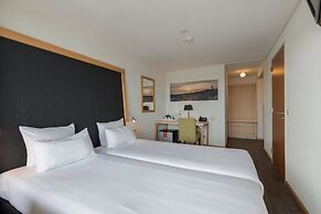 Leonardo Hotel IJmuiden Seaport Beach