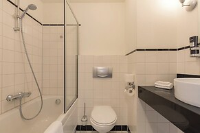 Leonardo Hotel IJmuiden Seaport Beach