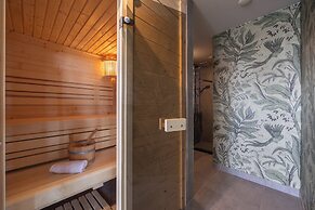 Leonardo Hotel IJmuiden Seaport Beach