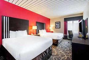 La Quinta Inn & Suites by Wyndham Elkview - Charleston NE