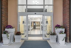 Holiday Inn Express & Suites Ames by IHG