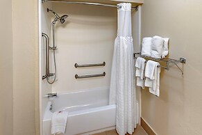 Comfort Inn & Suites Lincoln I-20