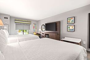 Hampton Inn Columbus-North