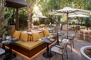 JW Marriott Bucharest Grand Hotel