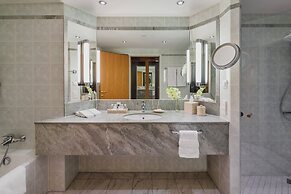 JW Marriott Bucharest Grand Hotel