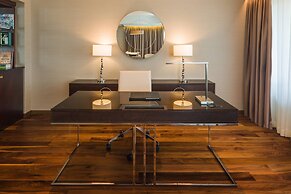 JW Marriott Bucharest Grand Hotel