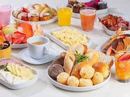 Mercure Curitiba Batel Hotel
