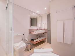 Mercure Curitiba Batel Hotel
