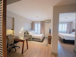 Mercure Curitiba Batel Hotel