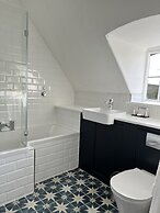 The Haycock Manor Hotel