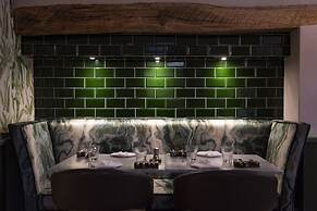 The Haycock Manor Hotel