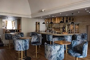 The Haycock Manor Hotel