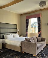 The Haycock Manor Hotel