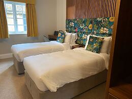 The Haycock Manor Hotel