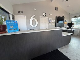 Motel 6 Willows, CA
