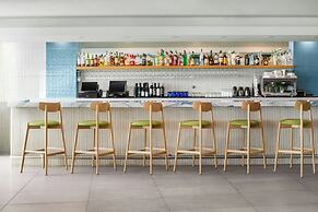 Pier South Resort, Autograph Collection by Marriott