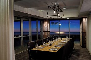 Pier South Resort, Autograph Collection by Marriott