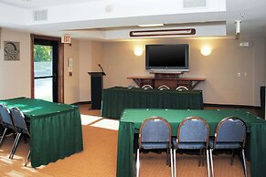 Sleep Inn & Suites Queensbury - Lake George