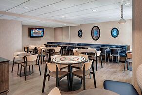 Fairfield Inn & Suites Chicago Downtown / Magnificent Mile