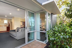 Aristotles North Shore