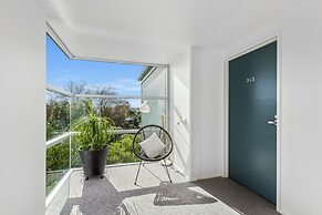 Aristotles North Shore