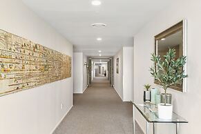 Aristotles North Shore