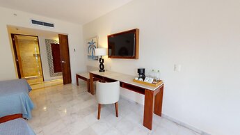 Park Royal Beach Cancun - All Inclusive