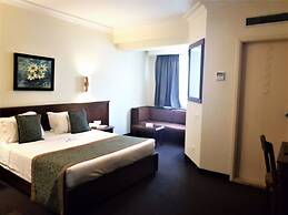 Madisson Hotel